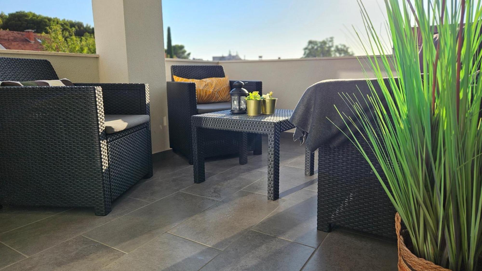 Eximius Apartment Пула Екстериор снимка
