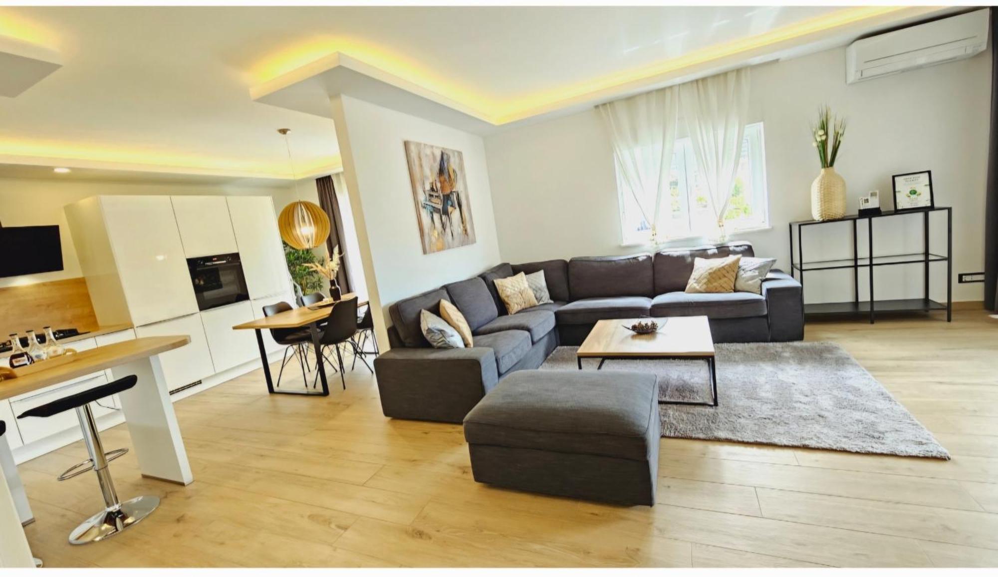 Eximius Apartment Пула Екстериор снимка